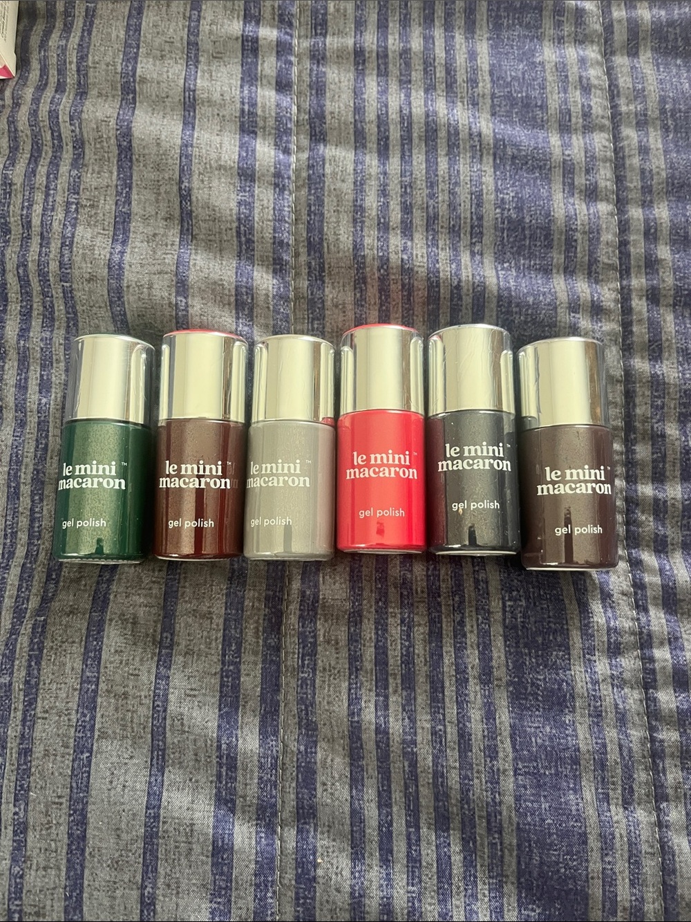 le mini macaron gel polish
